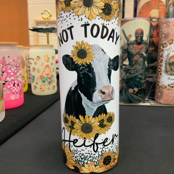 20oz Tumbler - Picture 5 of 11